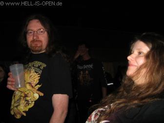 Hacky + Begleitung