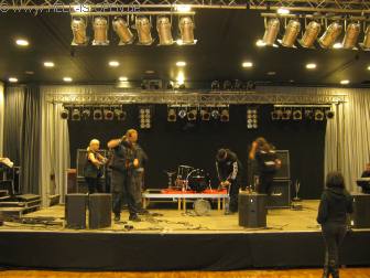 Party.San Crew beim Abbau