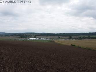 Blick vom Waldrand oberhalb des Campingplatzes