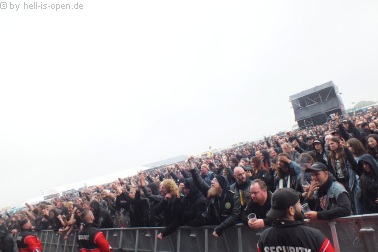 Fans bei WOLFBRIGADE