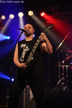 CRUCIAMENTUM mit düsterem Death Metal aus England