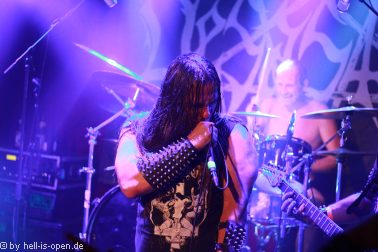 Desaster mit Black-Thrash-Metal als Headliner des Abends Sänger Sataniac