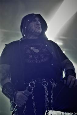 Varathron mit Black Metal Sänger Necroabyssious