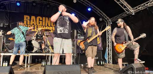 Raging Speedhorn aus England mit Extrem Metal / Hardcore am Samstag