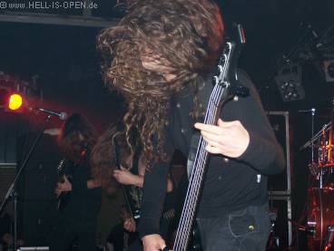 Vader mit ständig fliegenden Matten